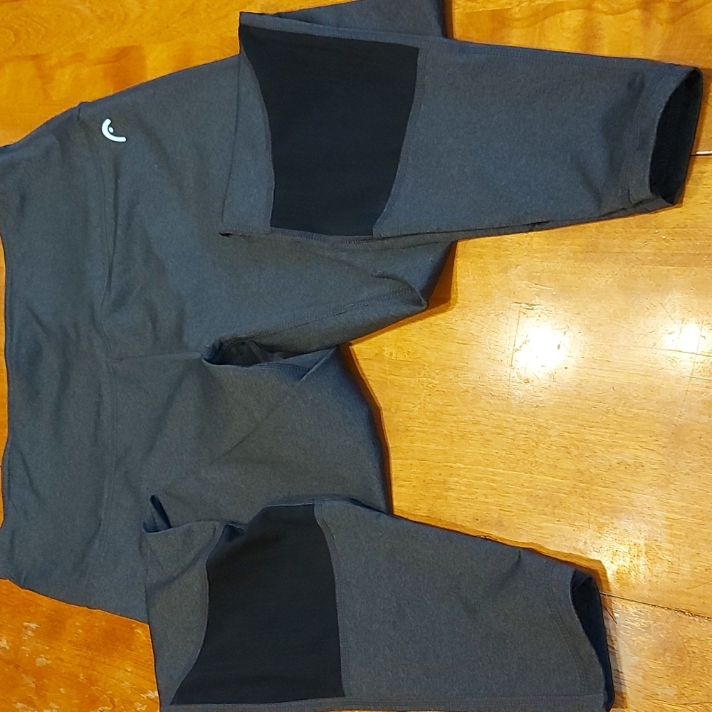 Grey Head Activewear Leggings